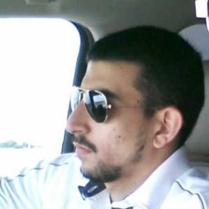 Meet your Posher, Ayed